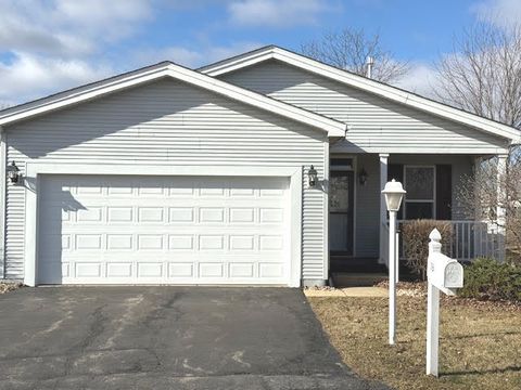 Photo of 76 ROCKING HORSE Lane, Grayslake, IL 60046 (MLS # 12589120)