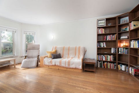 Tiny photo for 1730 W Foster Avenue #1, Chicago, IL 60640 (MLS # 12728500)