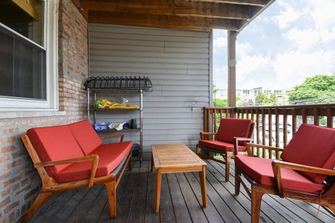 Tiny photo for 1730 W Foster Avenue #1, Chicago, IL 60640 (MLS # 12728500)