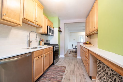 Tiny photo for 1730 W Foster Avenue #1, Chicago, IL 60640 (MLS # 12728500)