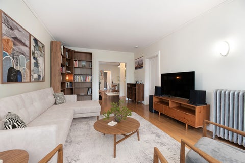 Tiny photo for 1730 W Foster Avenue #1, Chicago, IL 60640 (MLS # 12728500)