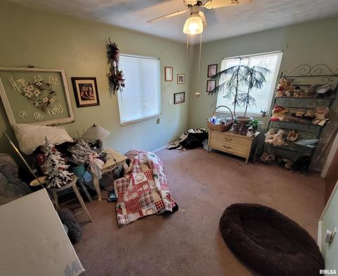 Tiny photo for 1133 W Boone Street, Salem, IL 62881 (MLS # EB459753)