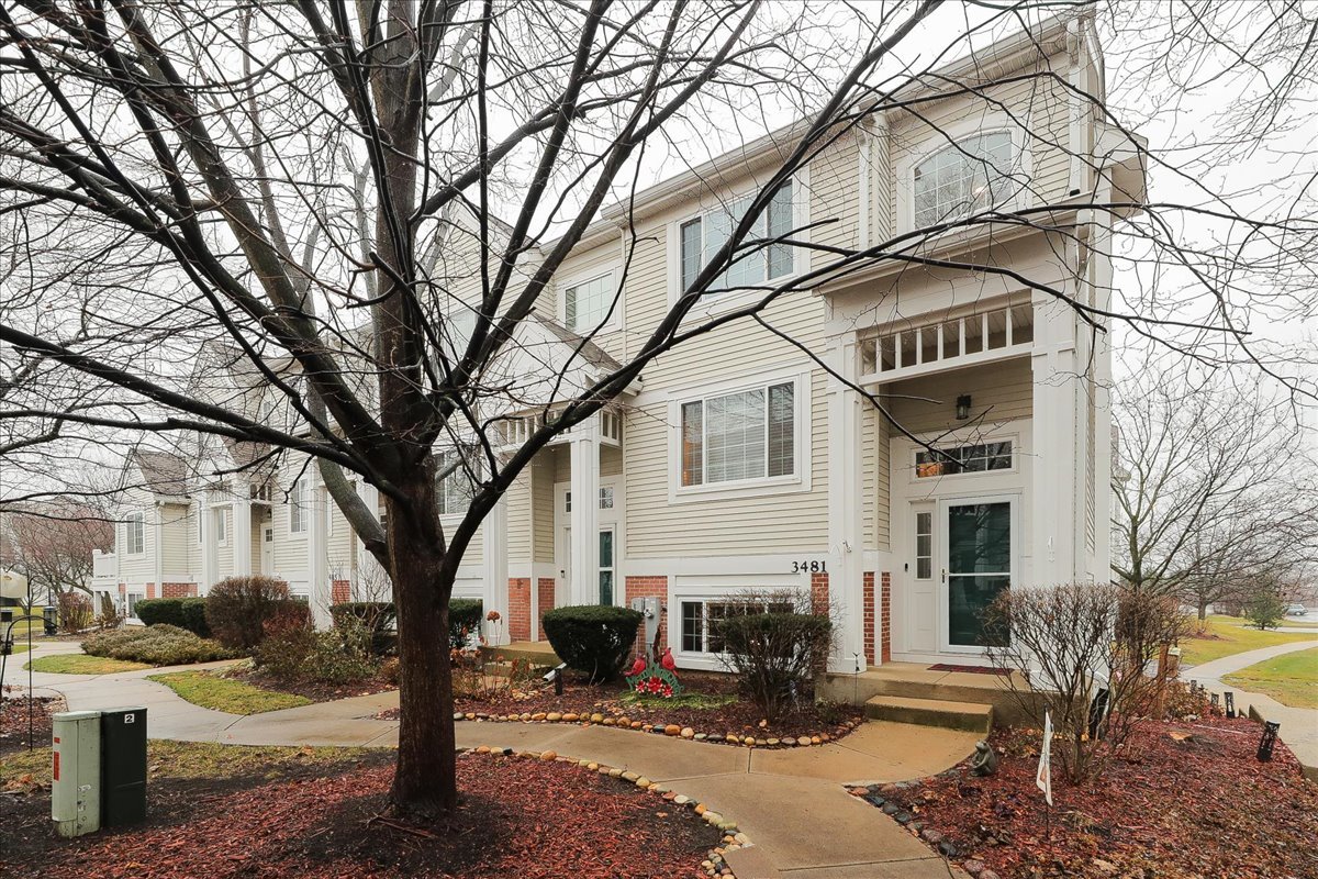 3481 Ravinia Circle