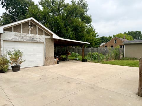 Tiny photo for 1515 7th Street, Peru, IL 61354 (MLS # 12673983)