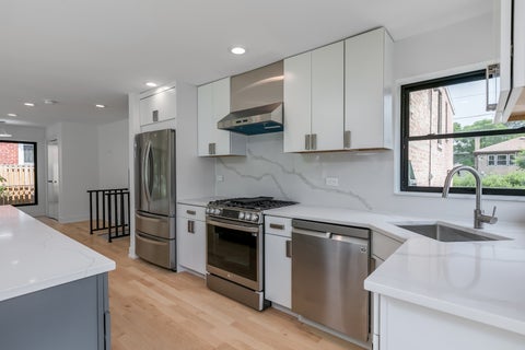 Tiny photo for 7323 N Kedvale Avenue, Lincolnwood, IL 60712 (MLS # 12716445)