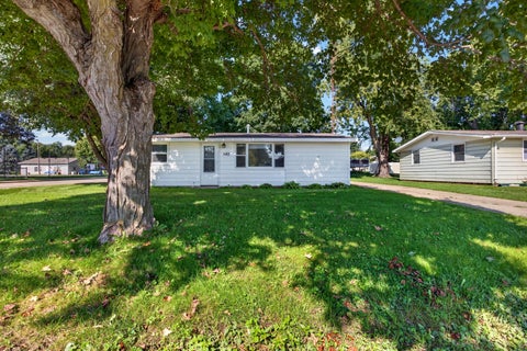 Tiny photo for 102 N Woodlawn Street, Downs, IL 61736 (MLS # 12661079)