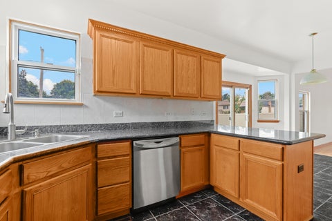 Tiny photo for 8542 Latrobe Avenue, Burbank, IL 60459 (MLS # 12762483)