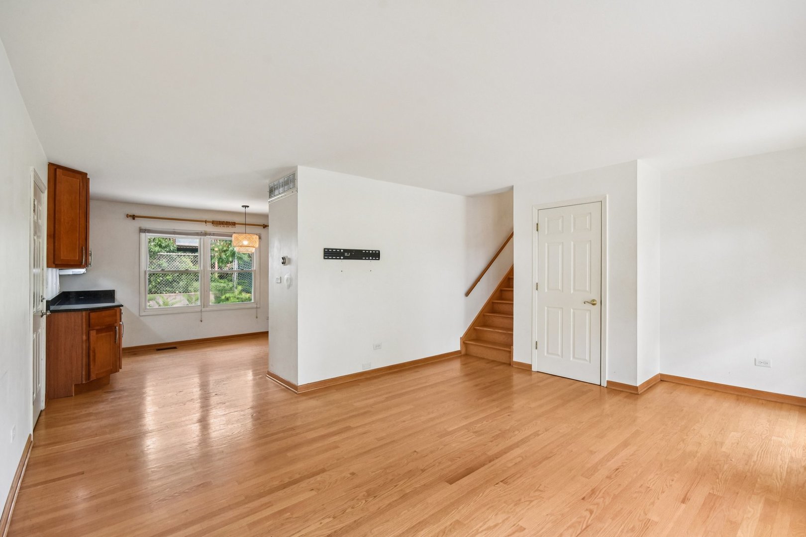 776 Macarthur Drive