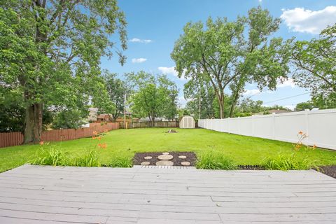Tiny photo for 10227 Hilltop Drive, Orland Park, IL 60462 (MLS # 12642356)