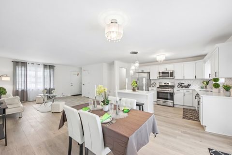 Tiny photo for 10227 Hilltop Drive, Orland Park, IL 60462 (MLS # 12642356)