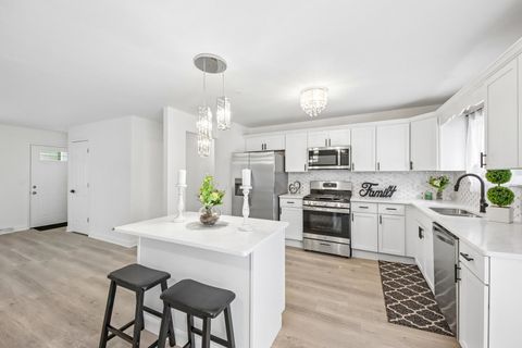 Tiny photo for 10227 Hilltop Drive, Orland Park, IL 60462 (MLS # 12642356)