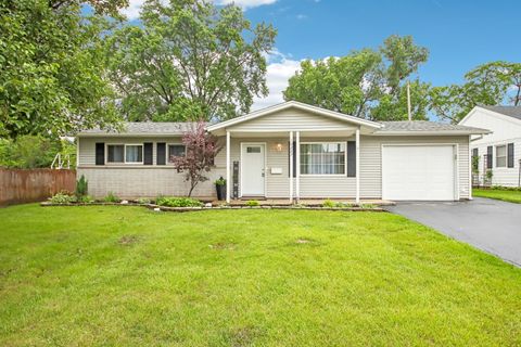 Photo of 10227 Hilltop Drive, Orland Park, IL 60462 (MLS # 12642356)