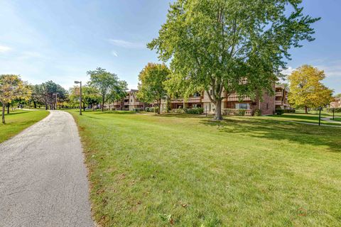Tiny photo for 4 PARKSIDE Court #12, Vernon Hills, IL 60061 (MLS # 12495466)