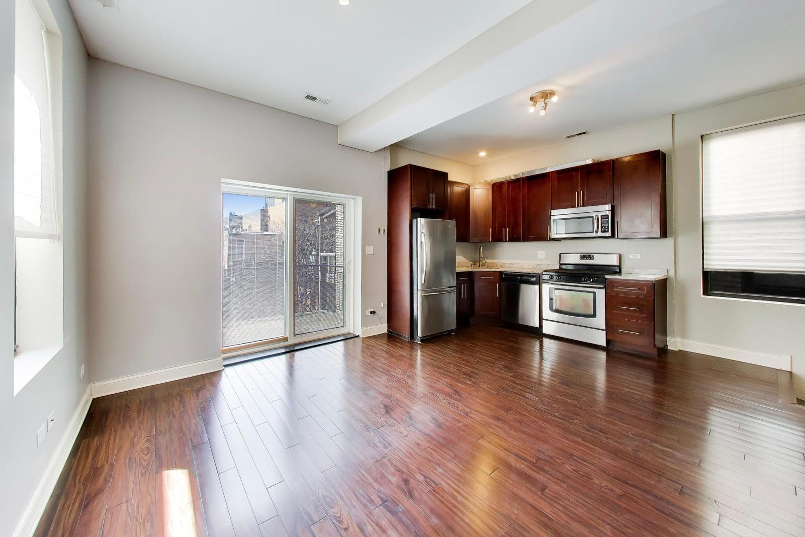 1312 N Claremont Avenue