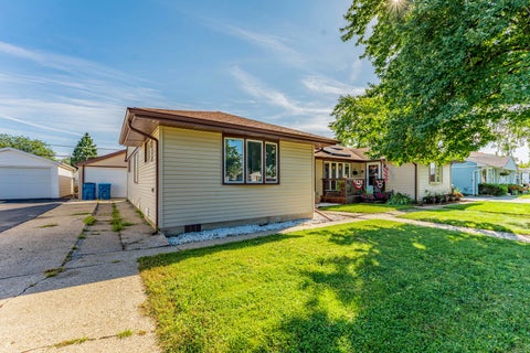 Tiny photo for 8801 S Kilbourn Avenue, Hometown, IL 60456 (MLS # 12780389)