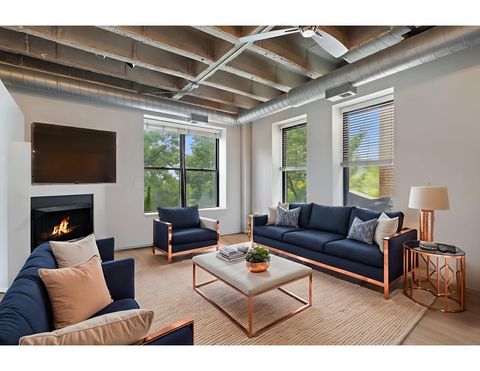 Tiny photo for 811 S LYTLE Street #207, Chicago, IL 60607 (MLS # 12468625)