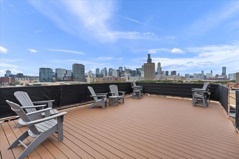 Tiny photo for 811 S LYTLE Street #207, Chicago, IL 60607 (MLS # 12468625)