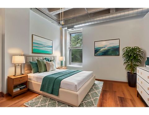 Tiny photo for 811 S LYTLE Street #207, Chicago, IL 60607 (MLS # 12468625)