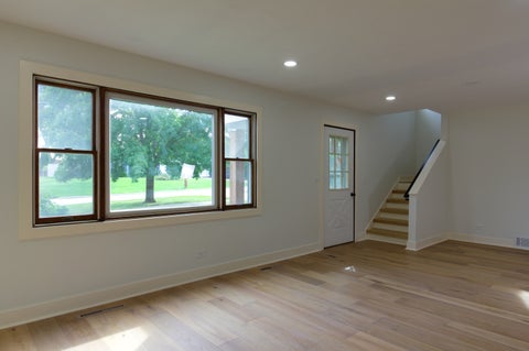 Tiny photo for 829 E Evergreen Street, Wheaton, IL 60187 (MLS # 12776186)