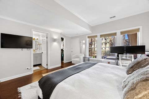 Tiny photo for 656 W Buckingham Place #1E, Chicago, IL 60657 (MLS # 12591930)