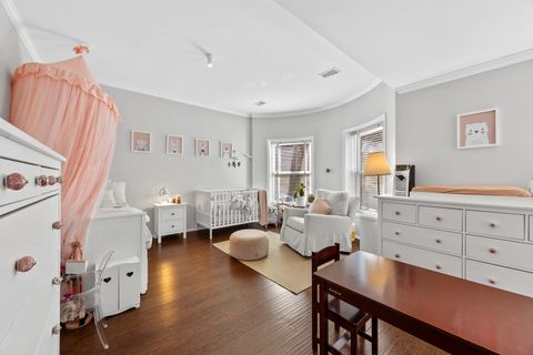 Tiny photo for 656 W Buckingham Place #1E, Chicago, IL 60657 (MLS # 12591930)