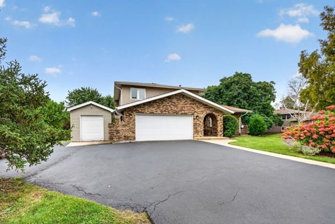 Tiny photo for 29W055 Schillinger Drive, Naperville, IL 60564 (MLS # 12732343)