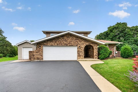 Tiny photo for 29W055 Schillinger Drive, Naperville, IL 60564 (MLS # 12732343)