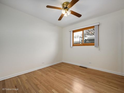 Tiny photo for 1019 Dell Road, Northbrook, IL 60062 (MLS # 12524917)