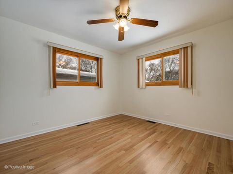 Tiny photo for 1019 Dell Road, Northbrook, IL 60062 (MLS # 12524917)