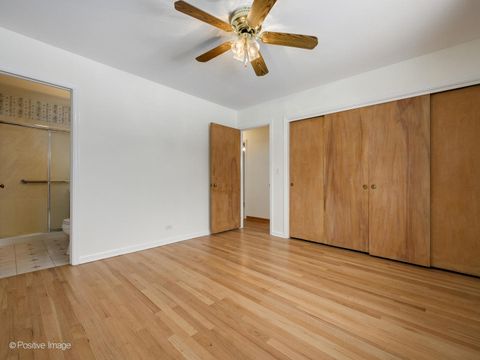 Tiny photo for 1019 Dell Road, Northbrook, IL 60062 (MLS # 12524917)