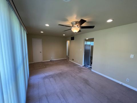 Tiny photo for 11 Shagbark Road, Lake Bluff, IL 60044 (MLS # 12371395)