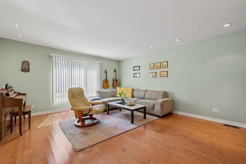 Tiny photo for 7842 E Prairie Road, Skokie, IL 60076 (MLS # 12450487)