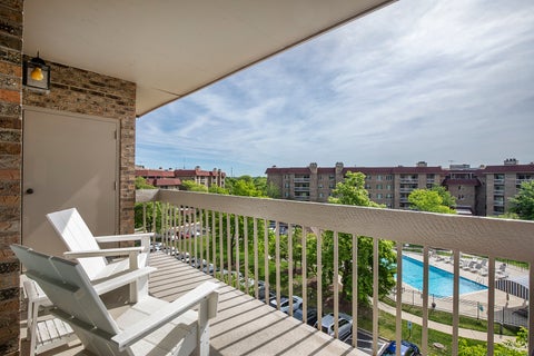 Tiny photo for 1280 Rudolph Road #5H, Northbrook, IL 60062 (MLS # 12671835)