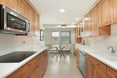Tiny photo for 1280 Rudolph Road #5H, Northbrook, IL 60062 (MLS # 12671835)