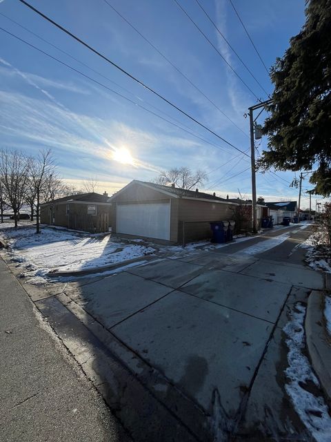 Tiny photo for 5728 W Pershing Road, Cicero, IL 60804 (MLS # 12540237)