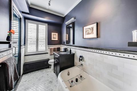 Tiny photo for 431 W OAKDALE Avenue #11A, Chicago, IL 60657 (MLS # 12449506)