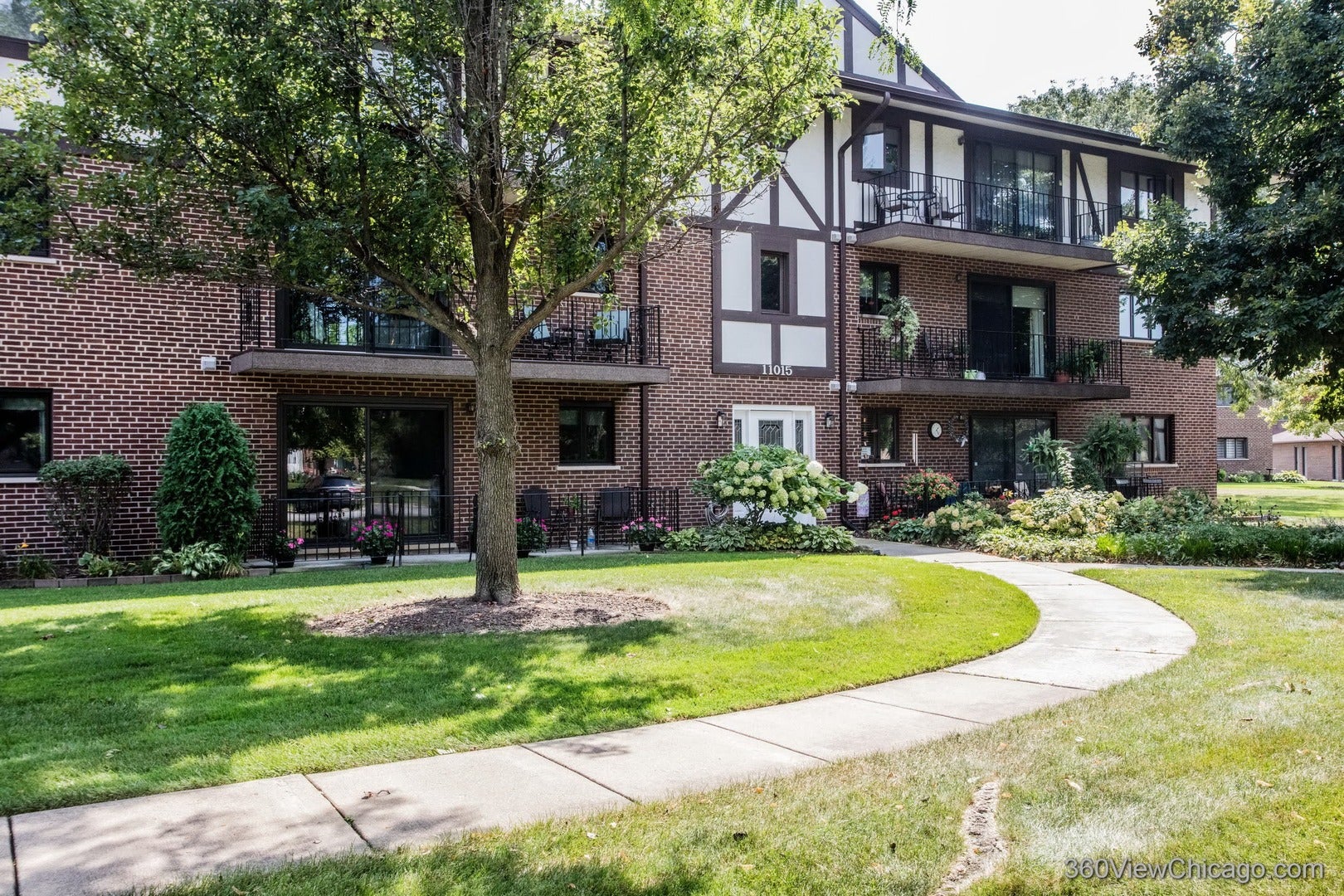 11015 S Theresa Circle 3B
