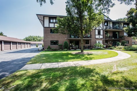 Tiny photo for 11015 S Theresa Circle #3B, Palos Hills, IL 60465 (MLS # 12747766)