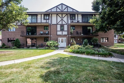Tiny photo for 11015 S Theresa Circle #3B, Palos Hills, IL 60465 (MLS # 12747766)