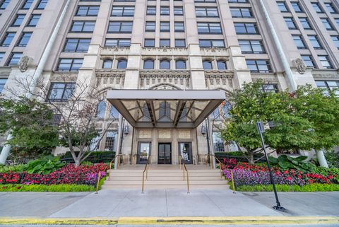 Photo of 680 N Lake Shore Drive #604, Chicago, IL 60611 (MLS # 12482941)
