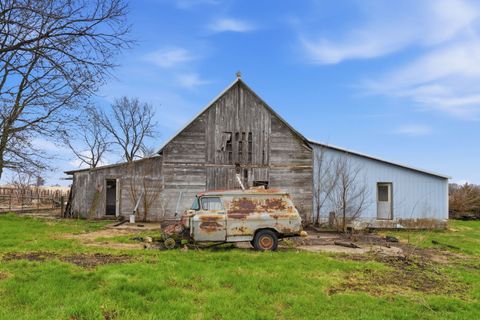 Tiny photo for 18995 N 2300th Avenue, Geneseo, IL 61254 (MLS # 12616106)