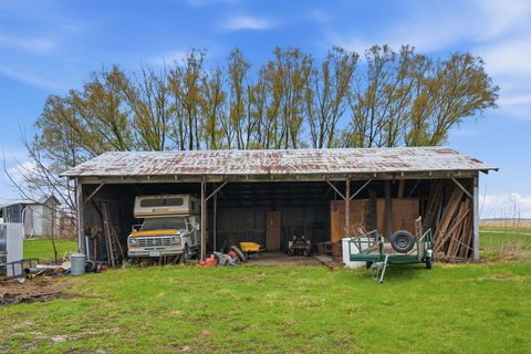 Tiny photo for 18995 N 2300th Avenue, Geneseo, IL 61254 (MLS # 12616106)