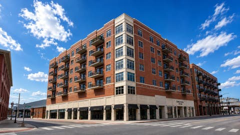 Photo of 2322 S Canal Street #708, Chicago, IL 60616 (MLS # 12727679)