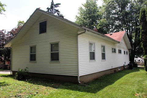 Tiny photo for 426 S Clinton Street, Clinton, IL 61727 (MLS # 12673951)