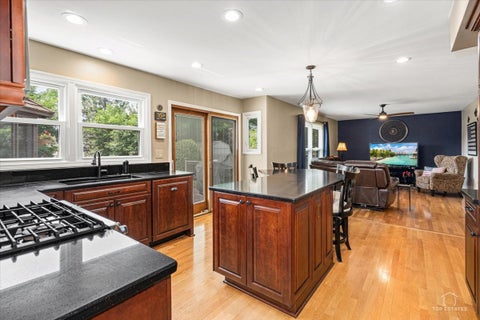 Tiny photo for 1875 Hawk Lane, Elk Grove Village, IL 60007 (MLS # 12708410)