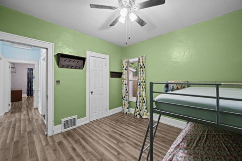 Tiny photo for 922 Madison Street, Davenport, IA 52804 (MLS # 12673628)