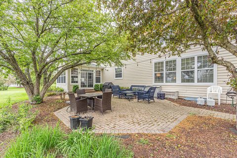 Tiny photo for 28309 W Savannah Trail, Lake Barrington, IL 60010 (MLS # 12604121)