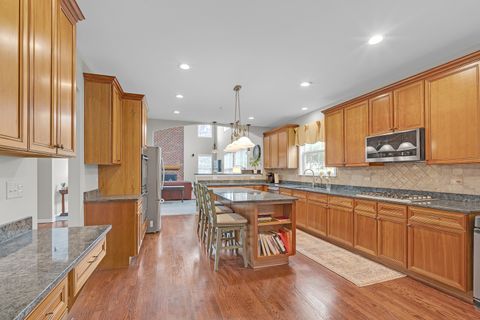 Tiny photo for 28309 W Savannah Trail, Lake Barrington, IL 60010 (MLS # 12604121)