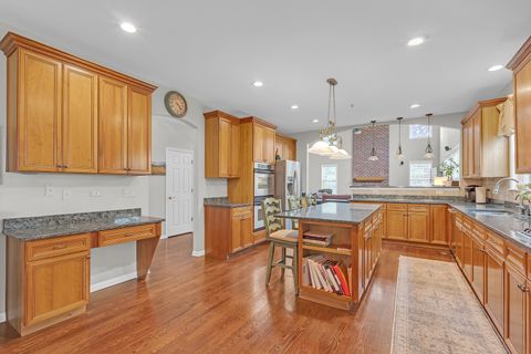 Tiny photo for 28309 W Savannah Trail, Lake Barrington, IL 60010 (MLS # 12604121)