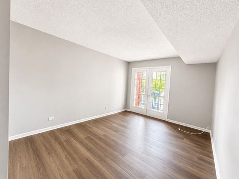Tiny photo for 520 Biesterfield Road #209, Elk Grove Village, IL 60007 (MLS # 12690442)